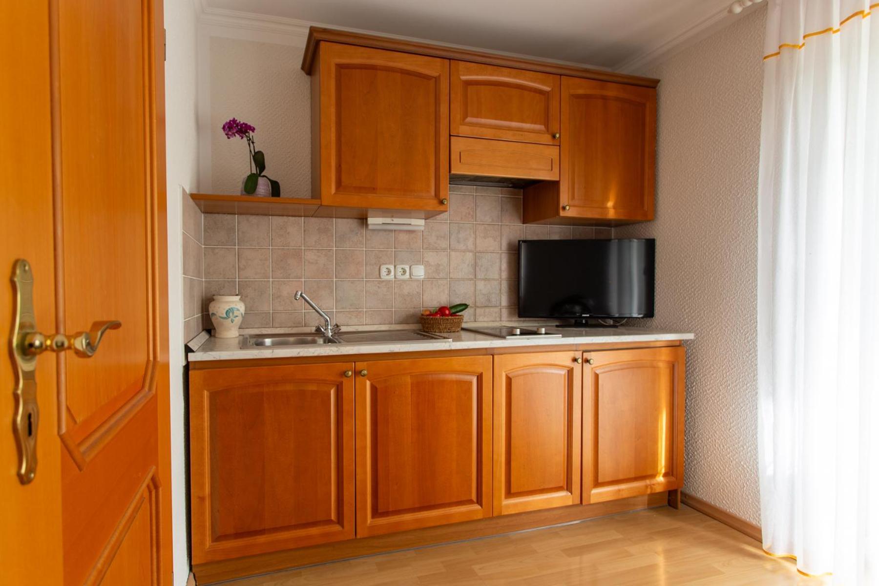 Gostisce Pri Dveh Petelinih Hotel Блед Екстериор снимка