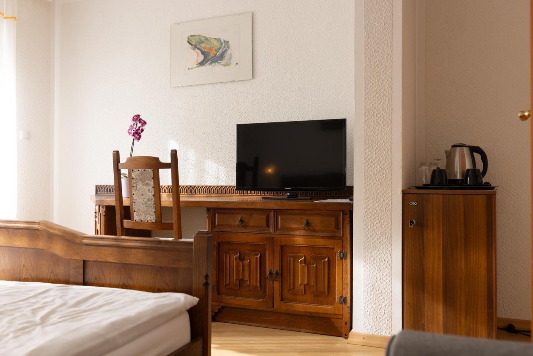 Gostisce Pri Dveh Petelinih Hotel Блед Екстериор снимка