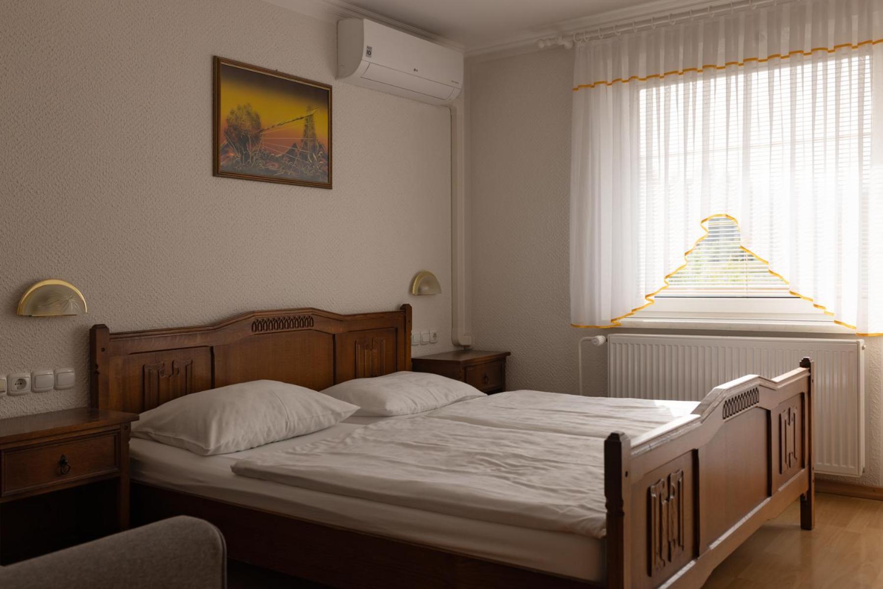Gostisce Pri Dveh Petelinih Hotel Блед Екстериор снимка