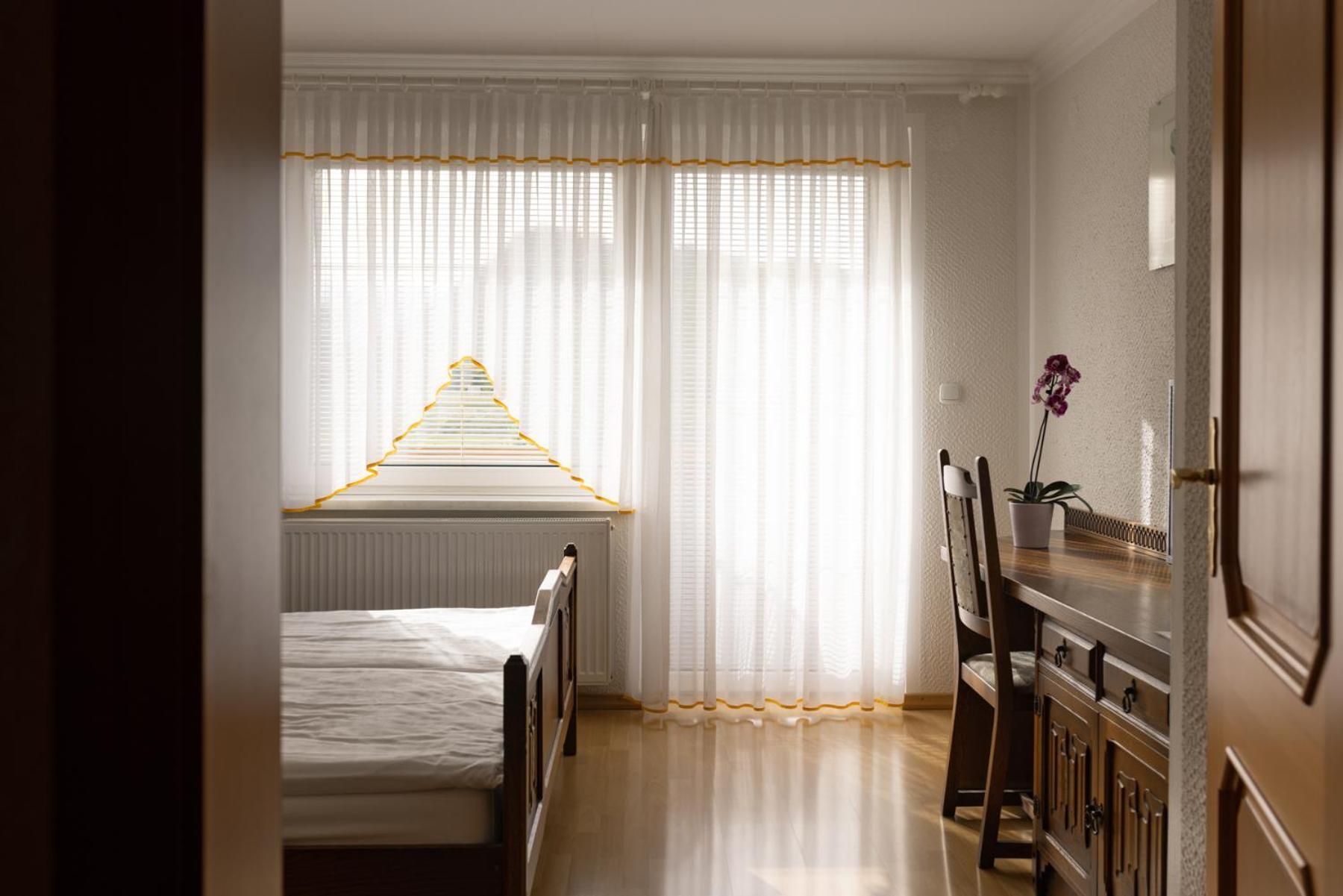 Gostisce Pri Dveh Petelinih Hotel Блед Стая снимка